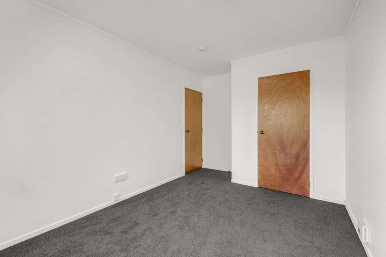 Photo of property in 6 Pararewa Drive, Whalers Gate, New Plymouth, 4310