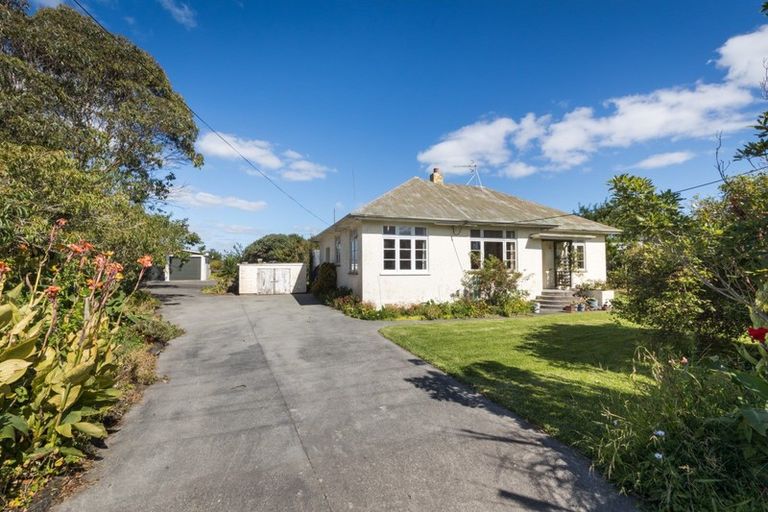 Photo of property in 1369 Tangimoana Road, Tangimoana, Palmerston North, 4473