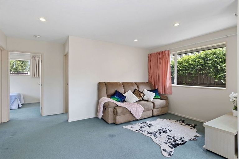Photo of property in 9 Tika Street, Riccarton, Christchurch, 8041