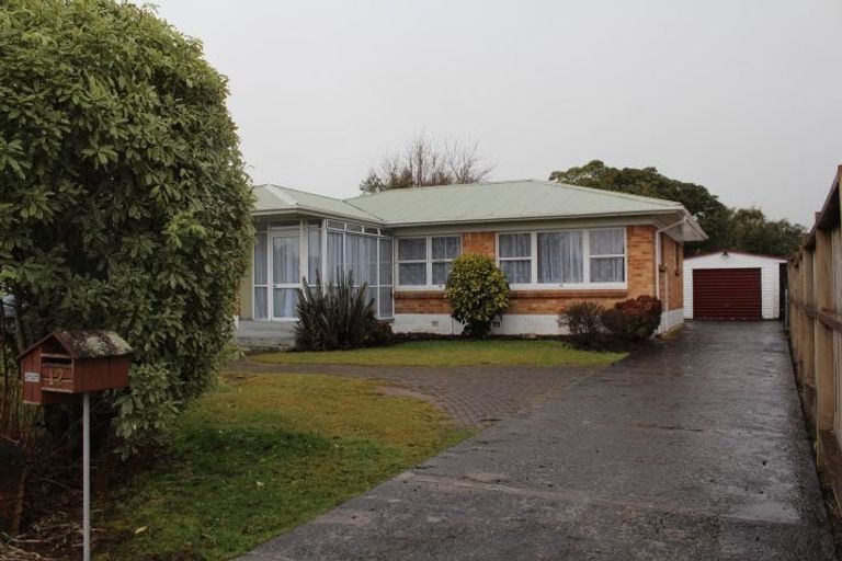 Photo of property in 12 Somme Crescent, Hillcrest, Hamilton, 3216