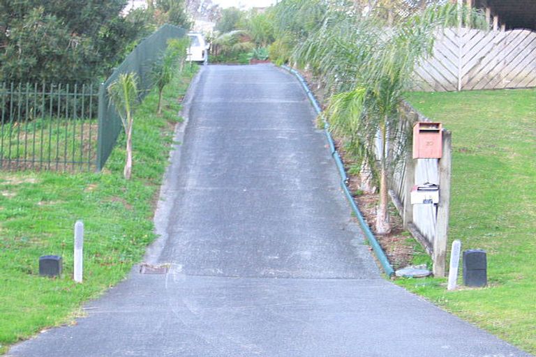 Photo of property in 18 Gerontius Lane, Snells Beach, 0920