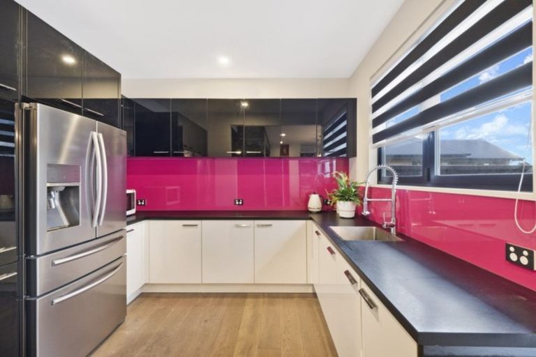 Photo of property in 2 Josephine Crescent, Aidanfield, Christchurch, 8025