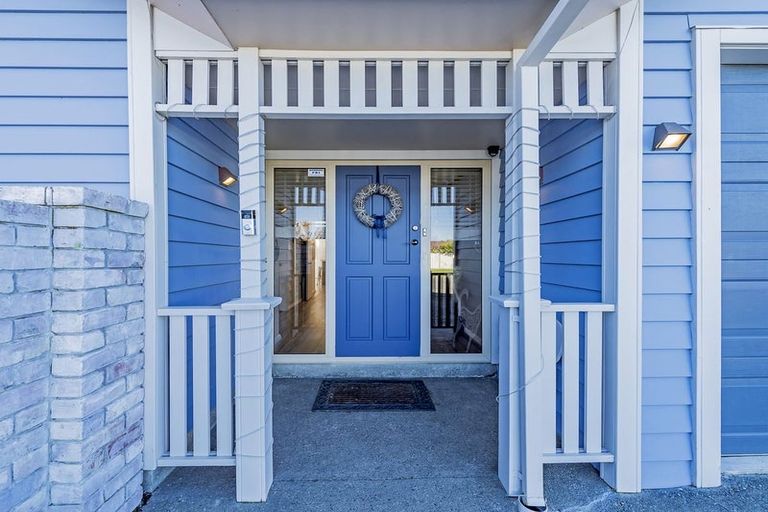 Photo of property in 8 Excalibur Place, Burwood, Christchurch, 8083