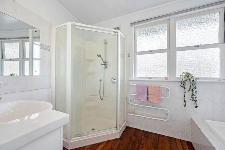 Photo of property in 29a Auld Street, Torbay, Auckland, 0630