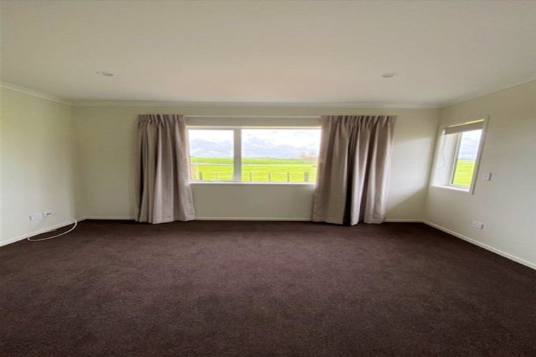 Photo of property in 50 Aratapu Street, Waitara, 4320