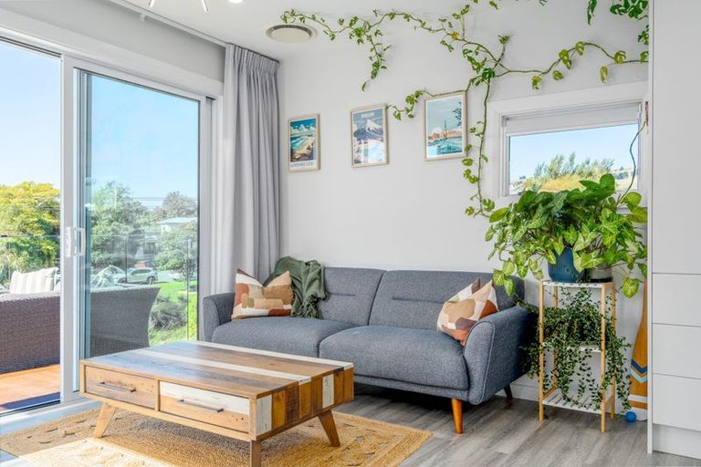 Photo of property in 274 Riverlaw Terrace, Saint Martins, Christchurch, 8022