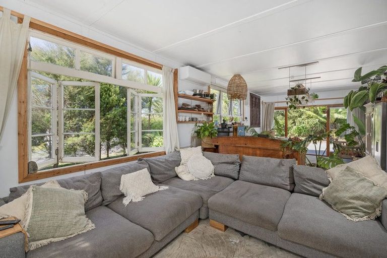 Photo of property in 8 Laycock Road, Tairua, 3508