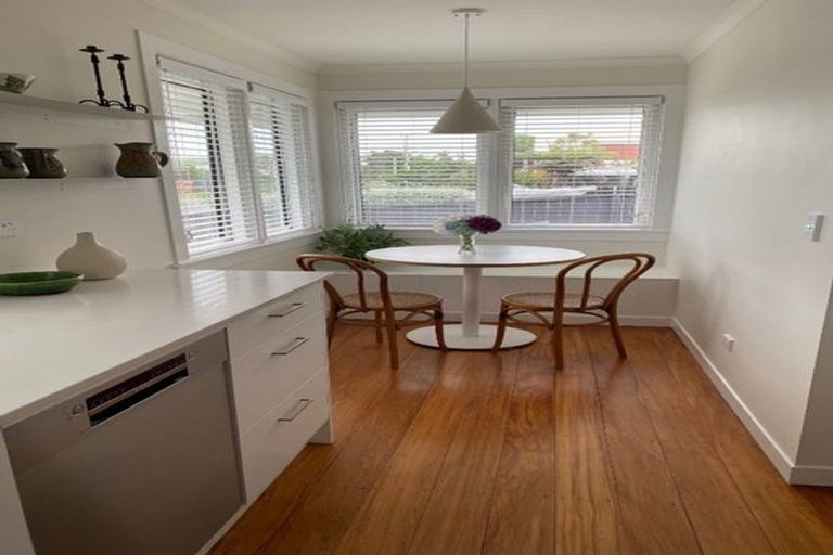 Photo of property in 107b Simpson Road, Papamoa Beach, Papamoa, 3118