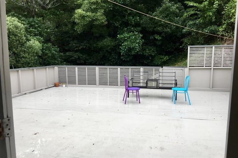 Photo of property in 15 Goddard Grove, Churton Park, Wellington, 6037