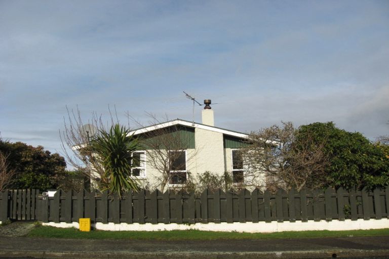 Photo of property in 43 O'byrne Place, Waikiwi, Invercargill, 9810