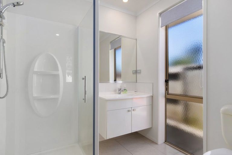 Photo of property in 94 Doncaster Drive, Papamoa Beach, Papamoa, 3118