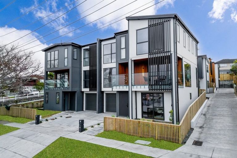 Photo of property in 2a Rangitoto Terrace, Milford, Auckland, 0620