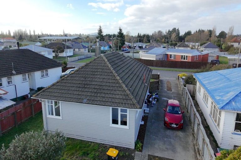 Photo of property in 16 Grant Crescent, Masterton, 5810
