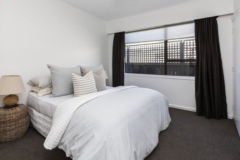 Photo of property in 202 Wairakei Road, Bryndwr, Christchurch, 8053