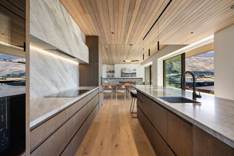 Photo of property in Meadowstone Alpha Series, 6 Petalite Lane, Wanaka, 9305