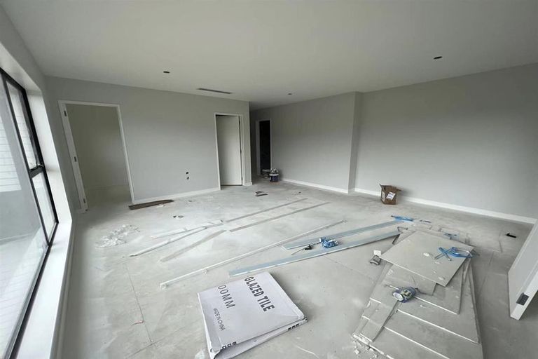 Photo of property in 16 Lumber Rise, Swanson, Auckland, 0614