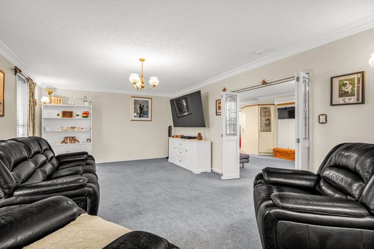 Photo of property in 10 Veitches Road, Casebrook, Christchurch, 8051