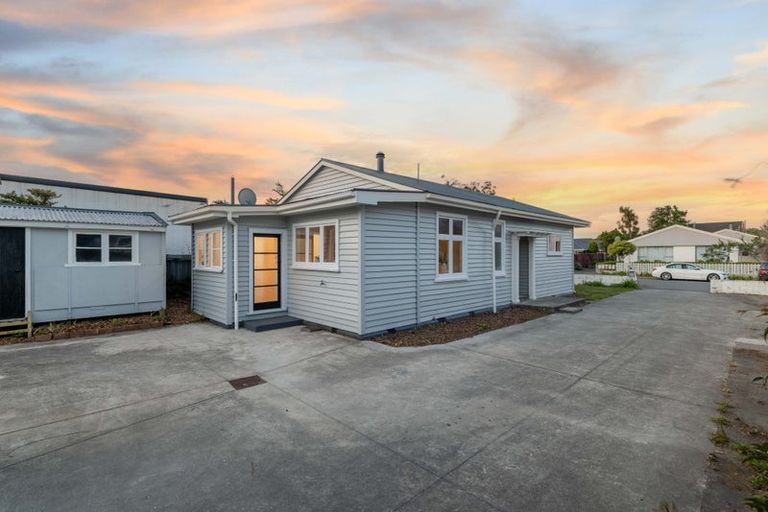 Photo of property in 52 Laurence Street, Waltham, Christchurch, 8011