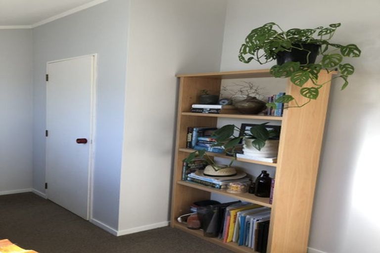 Photo of property in 18 Pelorus Street, Welcome Bay, Tauranga, 3112