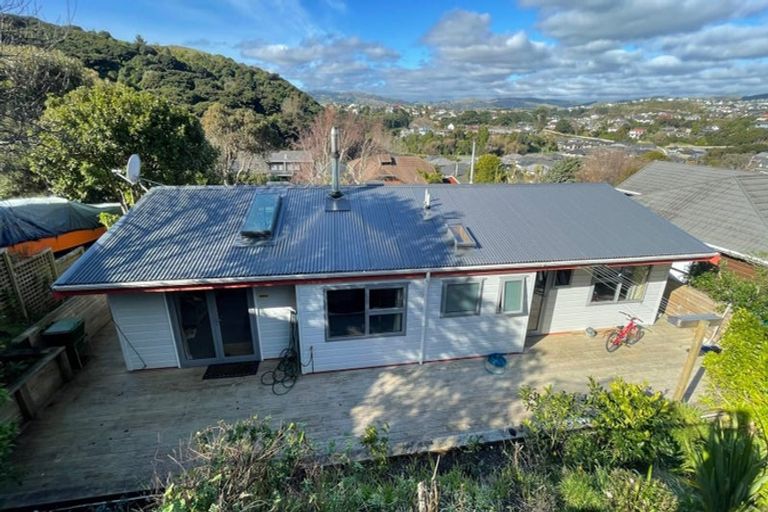 Photo of property in 4 Shackle Lane, Whitby, Porirua, 5024