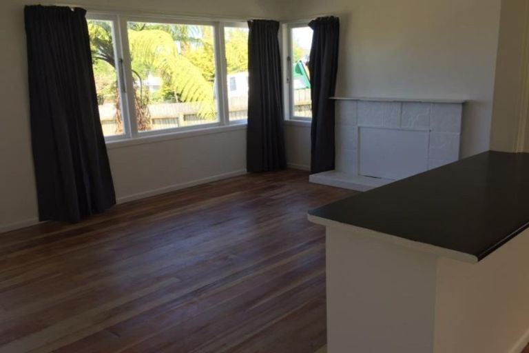 Photo of property in 15 Gordon Road, Western Heights, Rotorua, 3015