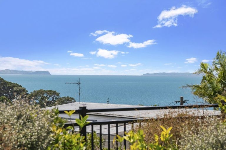 Photo of property in 42 Park Rise, Campbells Bay, Auckland, 0630