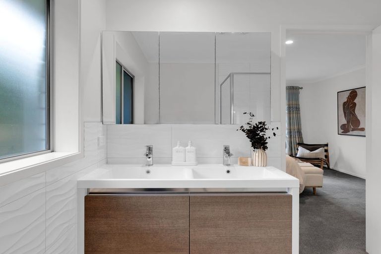 Photo of property in 41 Hamon Place, Pukehangi, Rotorua, 3015