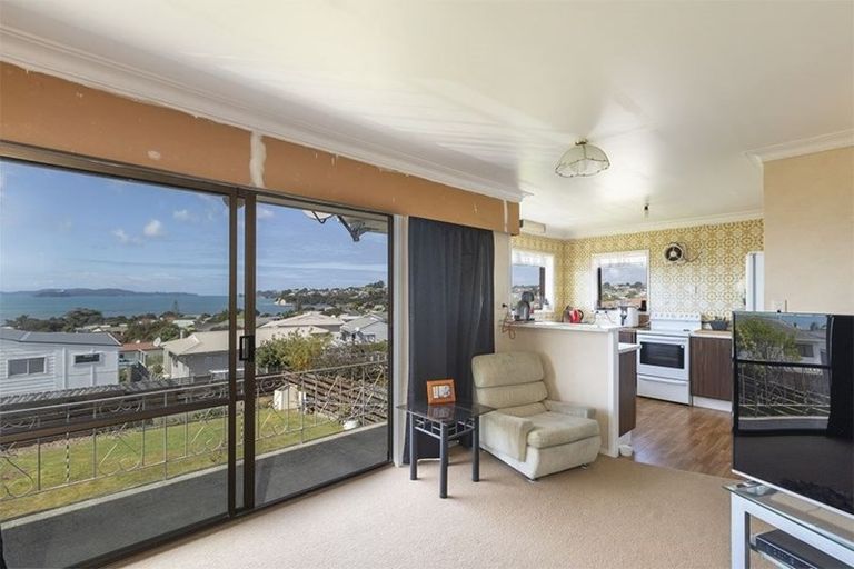 Photo of property in 17 Tara Place, Snells Beach, 0920
