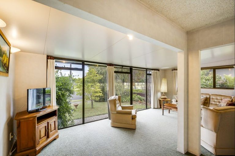 Photo of property in 110 Freyberg Avenue, Tamatea, Napier, 4112