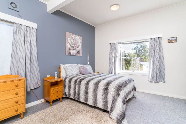 Photo of property in 10 Stewart Street, Waikouaiti, 9510
