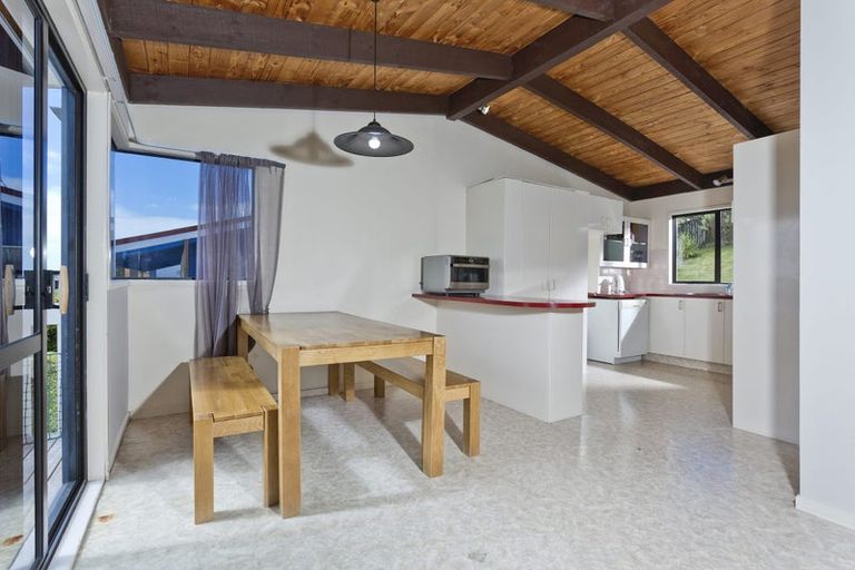 Photo of property in 9 Danbury Drive, Torbay, Auckland, 0630