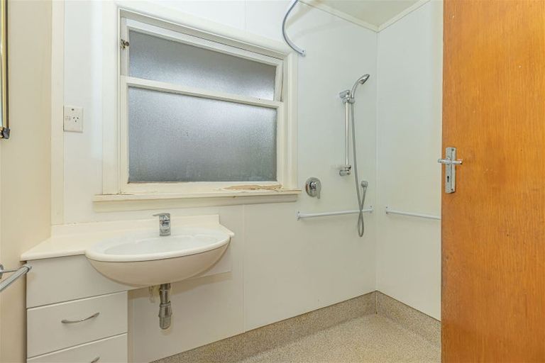 Photo of property in 10 Colman Avenue, Sockburn, Christchurch, 8042