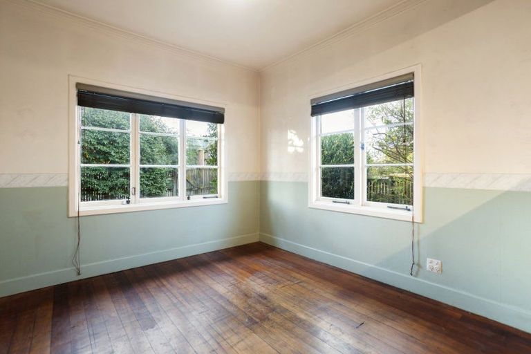 Photo of property in 18 Tamihana Avenue, Fairfield, Hamilton, 3214