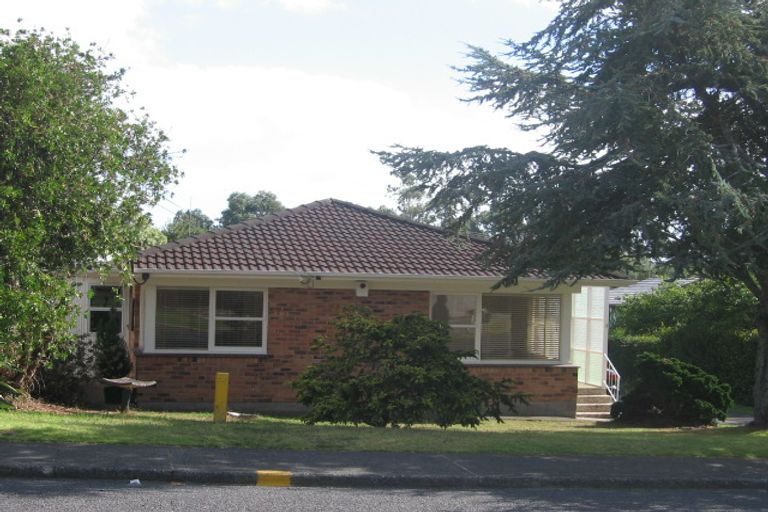 Photo of property in 2/22 Brook Street, Milford, Auckland, 0620