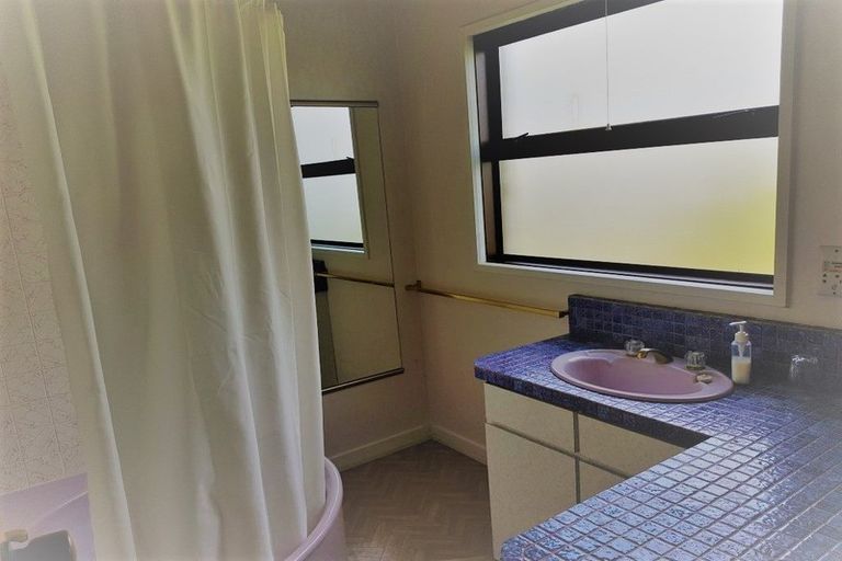 Photo of property in 62 Marine Parade, Otaki Beach, Otaki, 5512