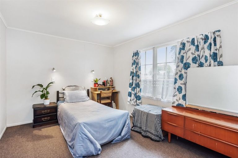 Photo of property in 102a Rimu Road, Raumati Beach, Paraparaumu, 5032