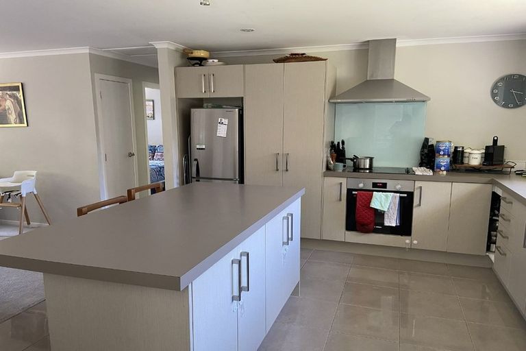 Photo of property in 138 George Street, Stokes Valley, Lower Hutt, 5019