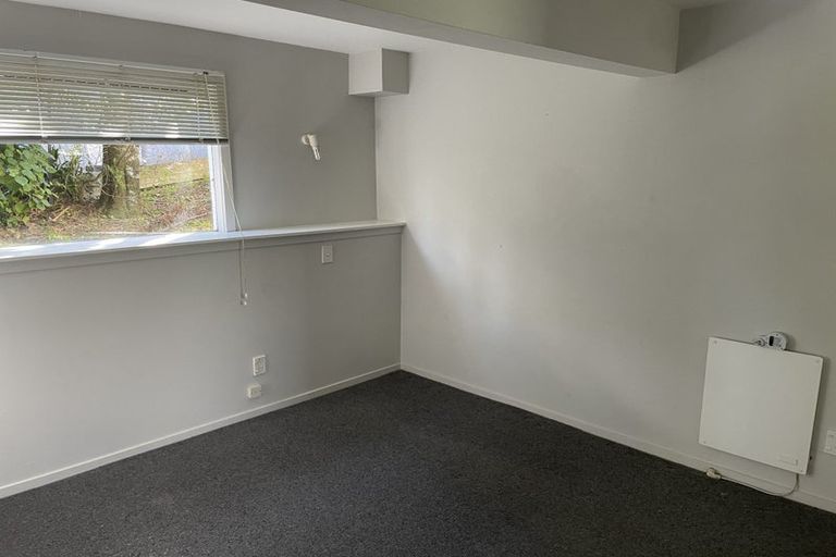 Photo of property in 13 Ngaio Gorge Road, Ngaio, Wellington, 6035