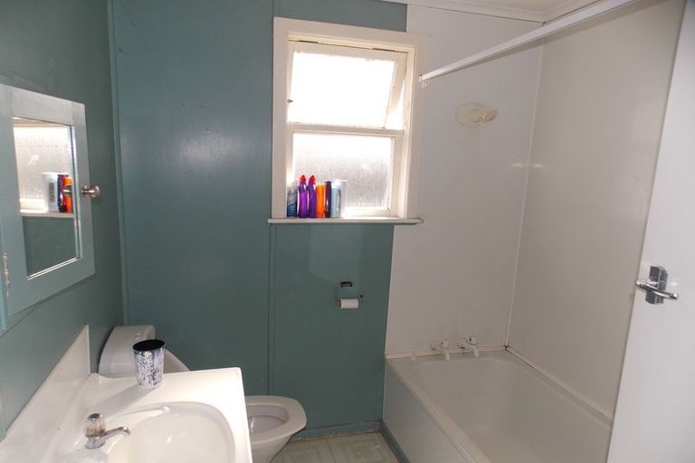 Photo of property in 4 Taumaihi Street, Bulls, 4818