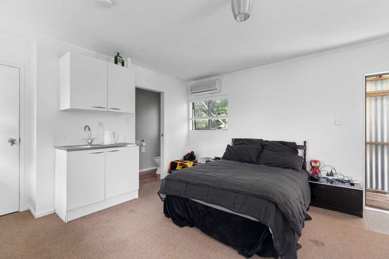 Photo of property in 41 Riverside Drive, Waiuku, 2123