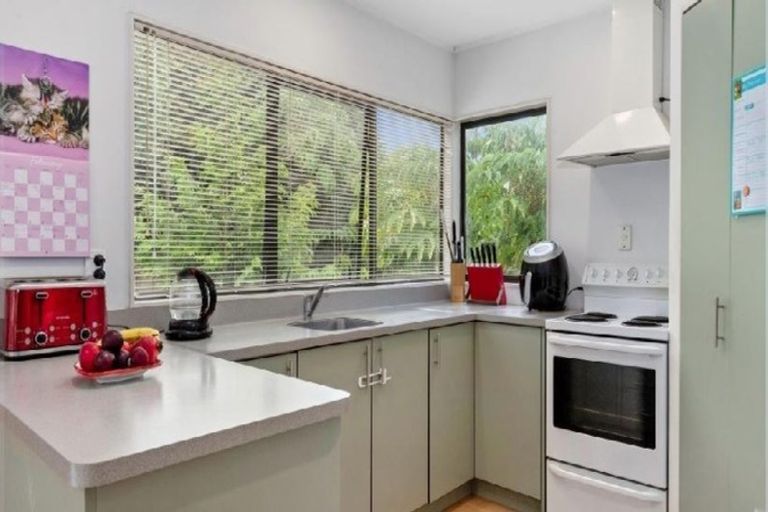 Photo of property in 30 Ranfurly Avenue, Fairfield, Hamilton, 3214