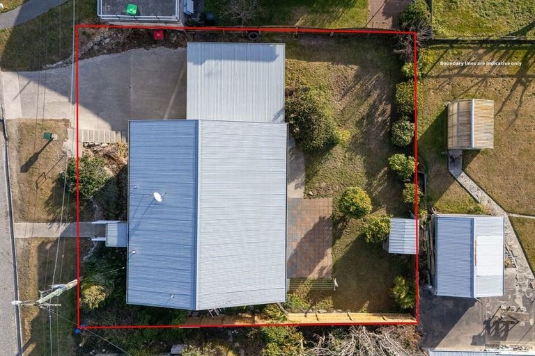 Photo of property in 6 Teviot Street, Roxburgh, 9500