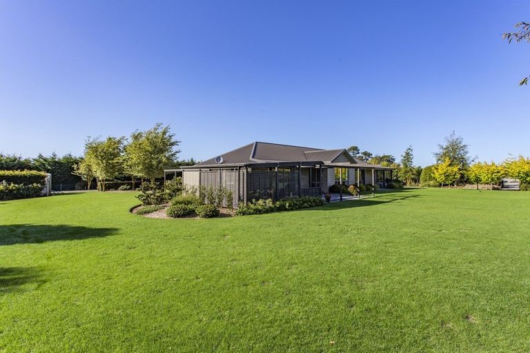 Photo of property in 65 Windsor Drive, Kirwee, Darfield, 7571