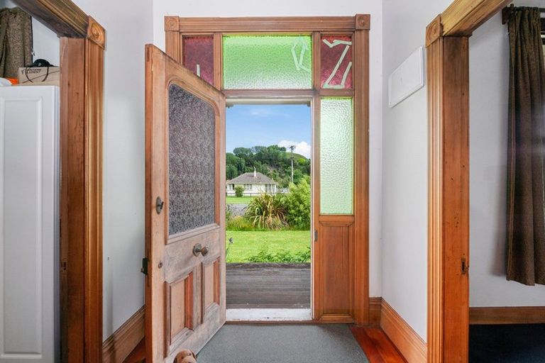 Photo of property in 302 Taupo Road, Taumarunui, 3920