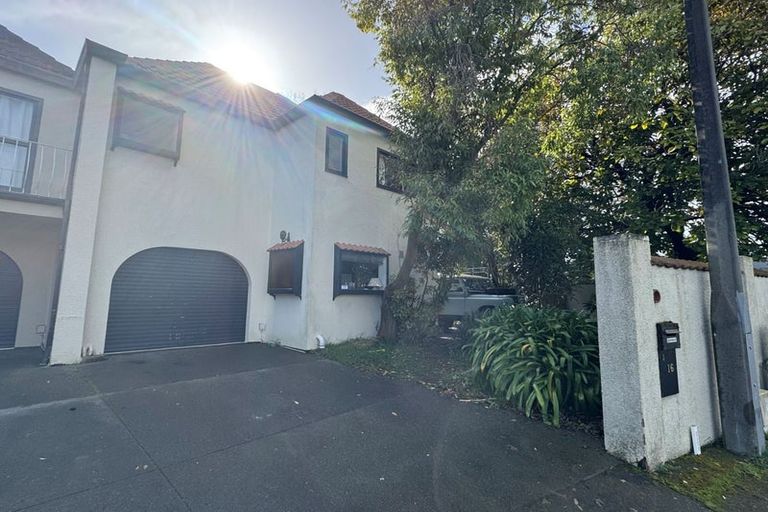 Photo of property in 1/16 Kilmarnock Street, Riccarton, Christchurch, 8011