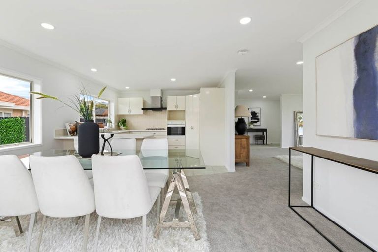 Photo of property in 8 Willowbank Close, East Tamaki Heights, Auckland, 2016
