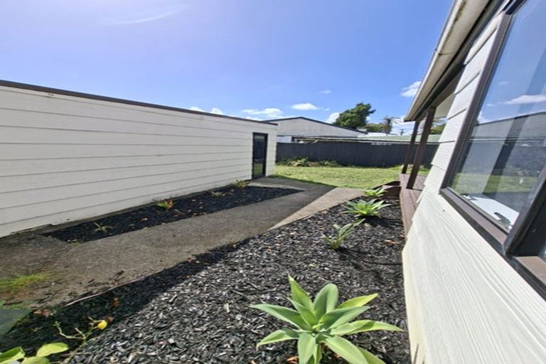 Photo of property in 3/24 Great South Road, Papakura, 2110