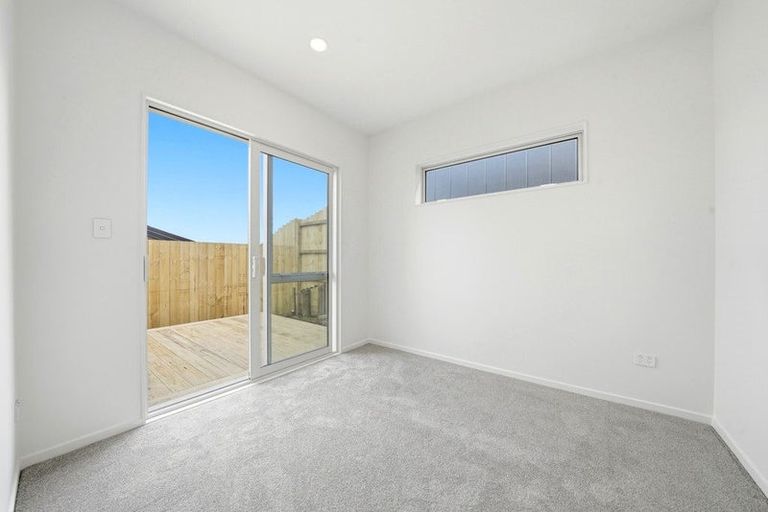 Photo of property in 14 Kopu Road, Orewa, 0931