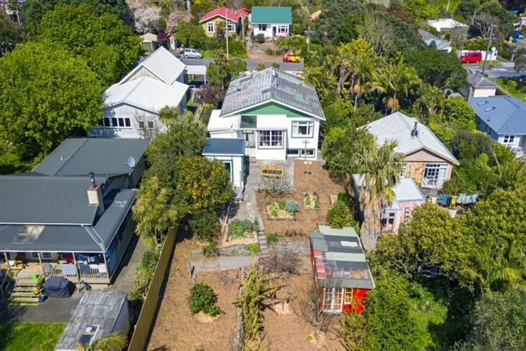 Photo of property in 31 Ocean Road, Paekakariki, 5034