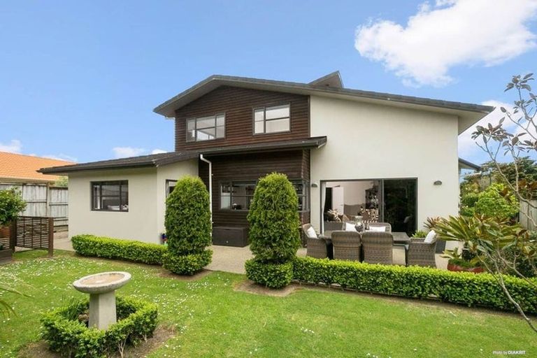 Photo of property in 7 Bronwylian Drive, Flat Bush, Auckland, 2016